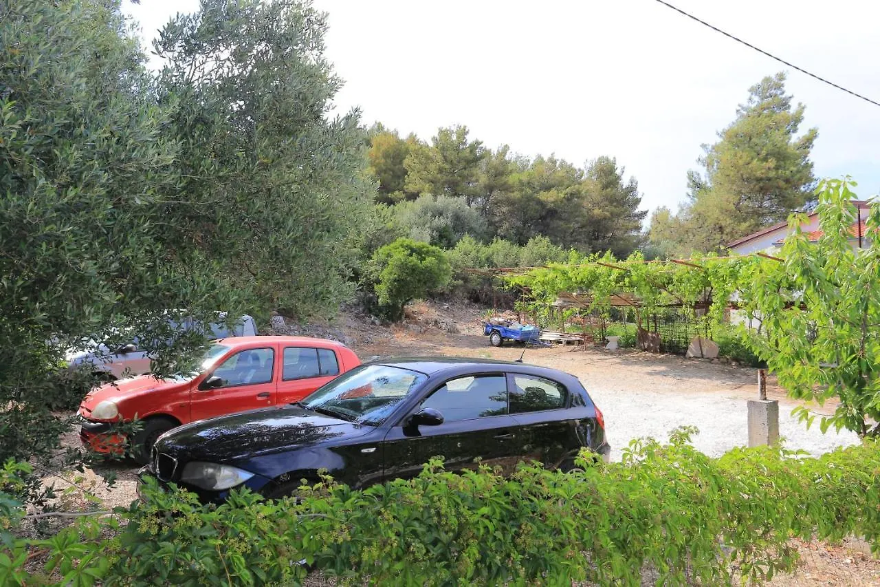 Apartments With A Parking Space Mastrinka, Ciovo - 18954 Trogir